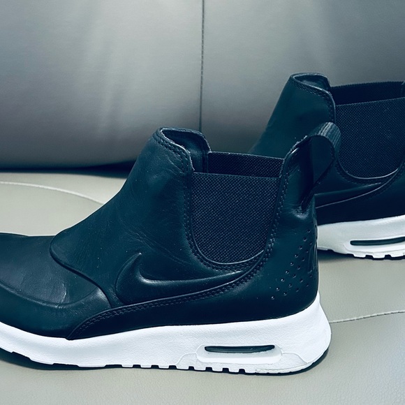 BNWOB WOMEN'S NIKE AIR MAX THEA MID BLACK WHITE 859550-001 US SIZE 6.5 - Picture 4 of 12